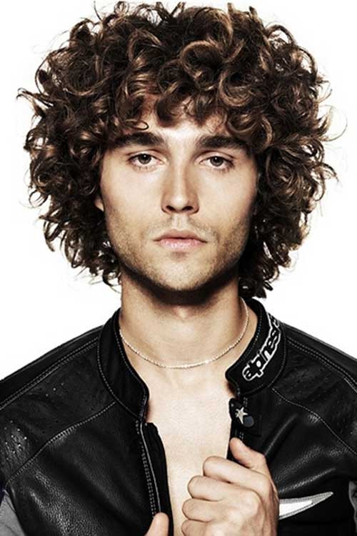 Cool Medium Curly Hairstyles for Men