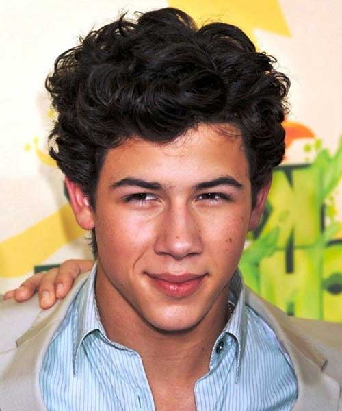 Cool Curly Hairstyles for Men