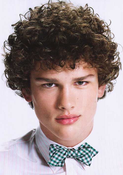 Famous Curly Hairstyle for Men