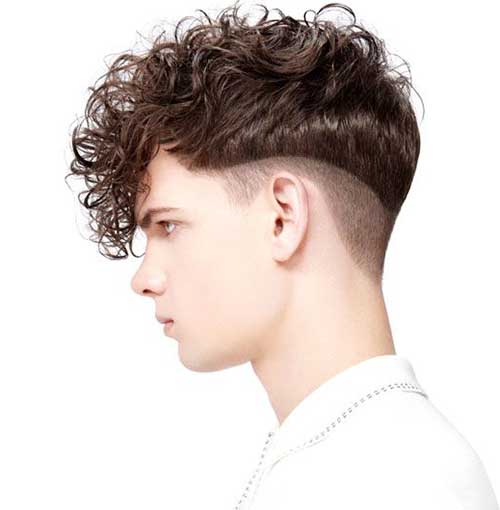 Men with Curly Hairstyles-15