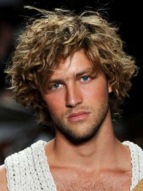 Haircuts for Men with Curly Hair-21