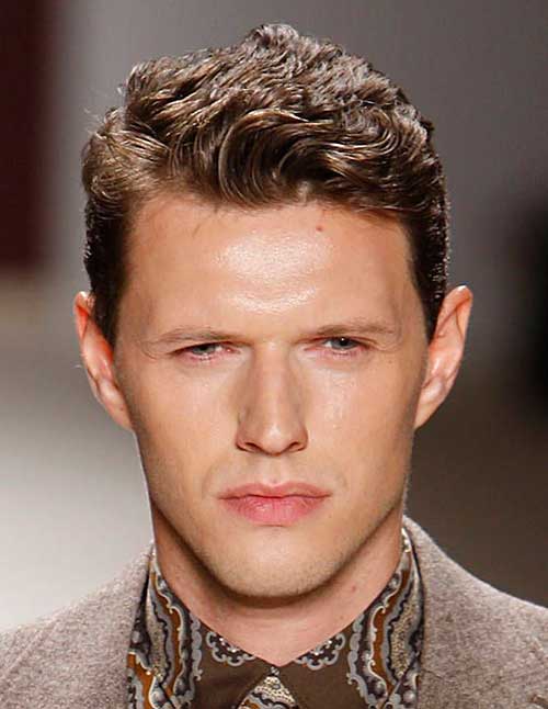 Haircuts for Men with Curly Hair-25