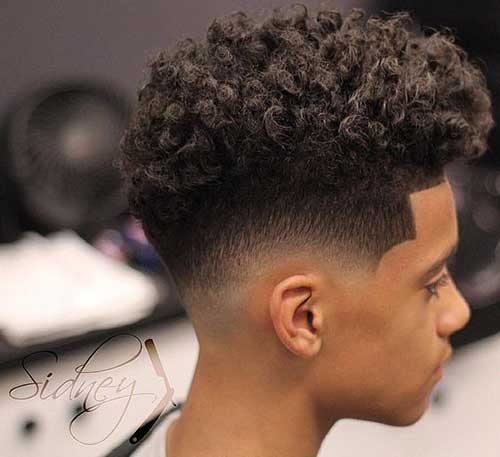 Men with Curly Hairstyles-9