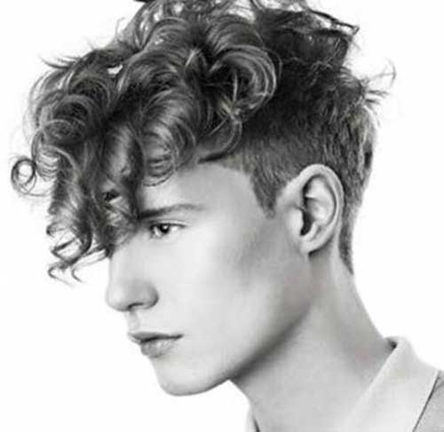 Best Haircuts for Men with Curly Hair-14