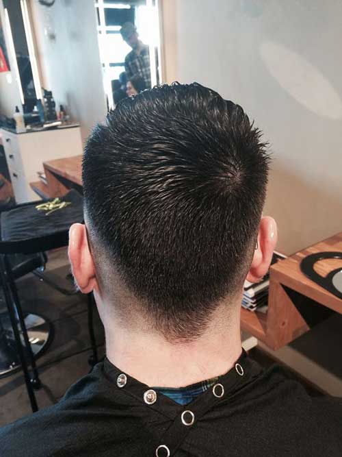 Mens Haircut Back View-16